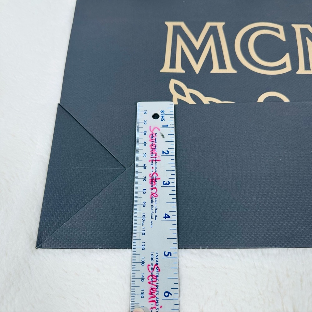 MCM 14.5”x10”x5” Authentic Black Gold Logo Shopping Paper Bag Gift Tote Small - Picture 4 of 4